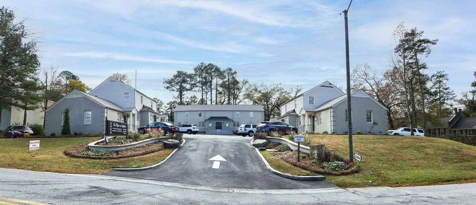 2484 Ingleside Avenue - 2484 Ingleside Avenue