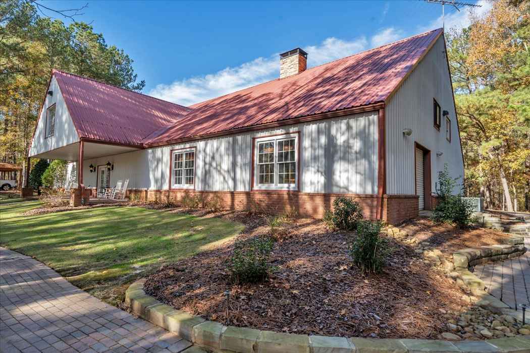 2079 Highway 85, Senoia, GA 30276 - Main Photo